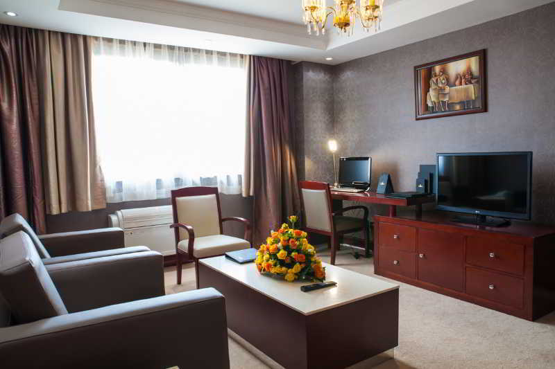 Grand Legacy Hotel Kigali Exterior photo