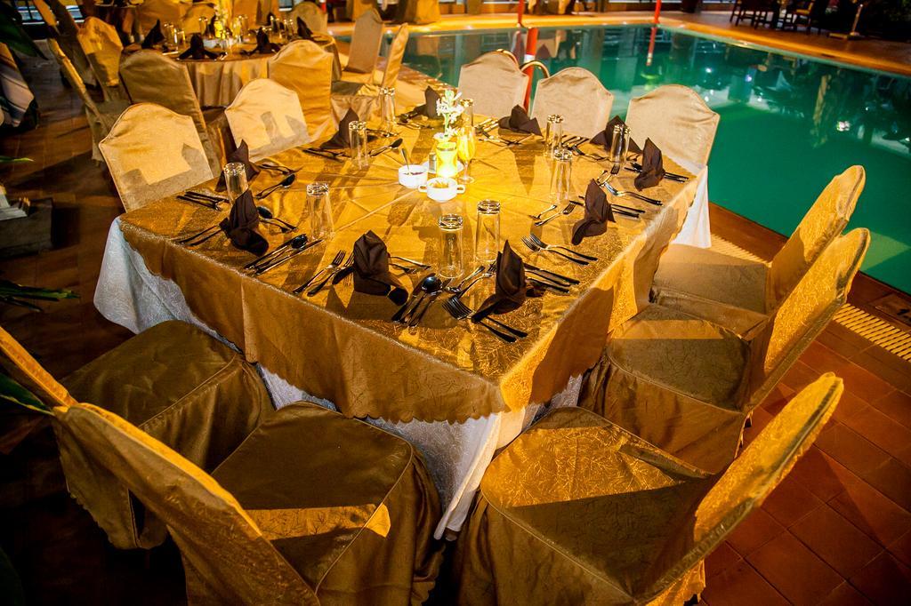 Grand Legacy Hotel Kigali Exterior photo