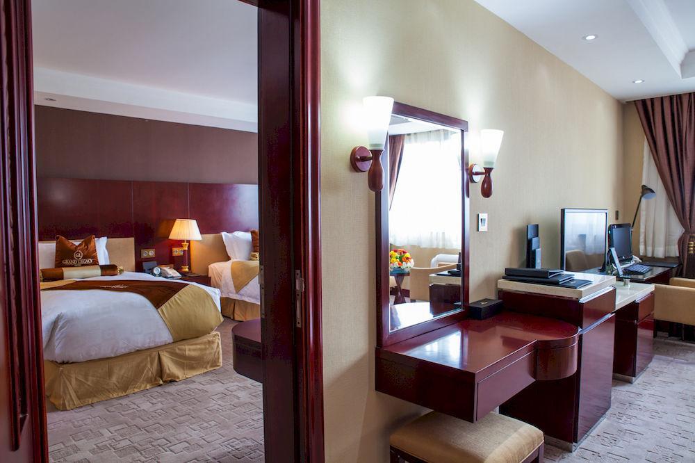 Grand Legacy Hotel Kigali Exterior photo