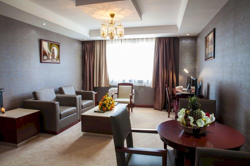Grand Legacy Hotel Kigali Exterior photo