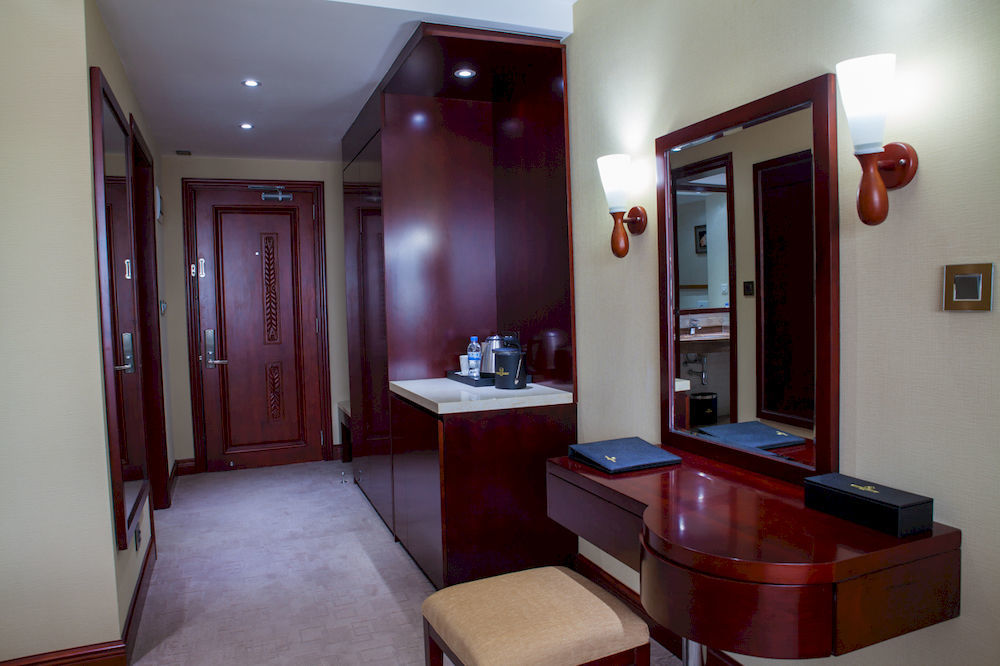 Grand Legacy Hotel Kigali Exterior photo